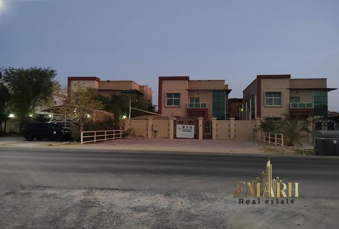 141932611 - Property Image 2