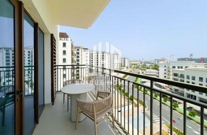 Apartment - 1 - 1 for sale in Views B - Yas Golf Collection - Yas Island - Abu Dhabi