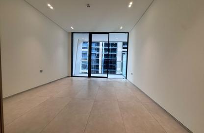 Apartment - Studio - 1 for rent in Binghatti Ivory - Dubai Healthcare City 2 - Al Jaddaf - Dubai