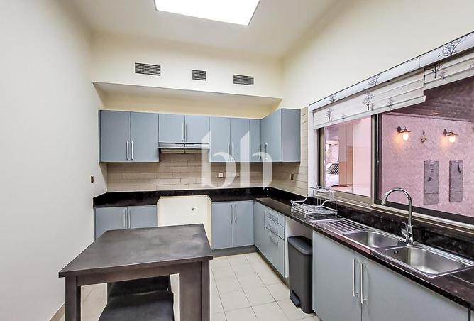 16302278 - Property Image 3