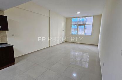 Apartment - Studio - 1 for rent in Frankfurt Sports Tower - Dubai Sports City - Dubai