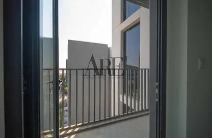 Apartment - 1 Bedroom - 2 Bathrooms for sale in The Boulevard 3 - Aljada - Sharjah