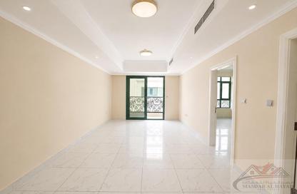 Apartment - 1 Bedroom - 2 Bathrooms for rent in Muwaileh 29 Building - Muwaileh - Sharjah