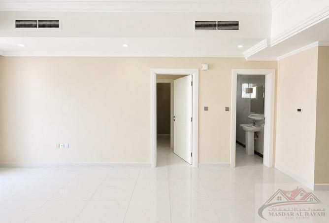 125180493 - Property Image 3