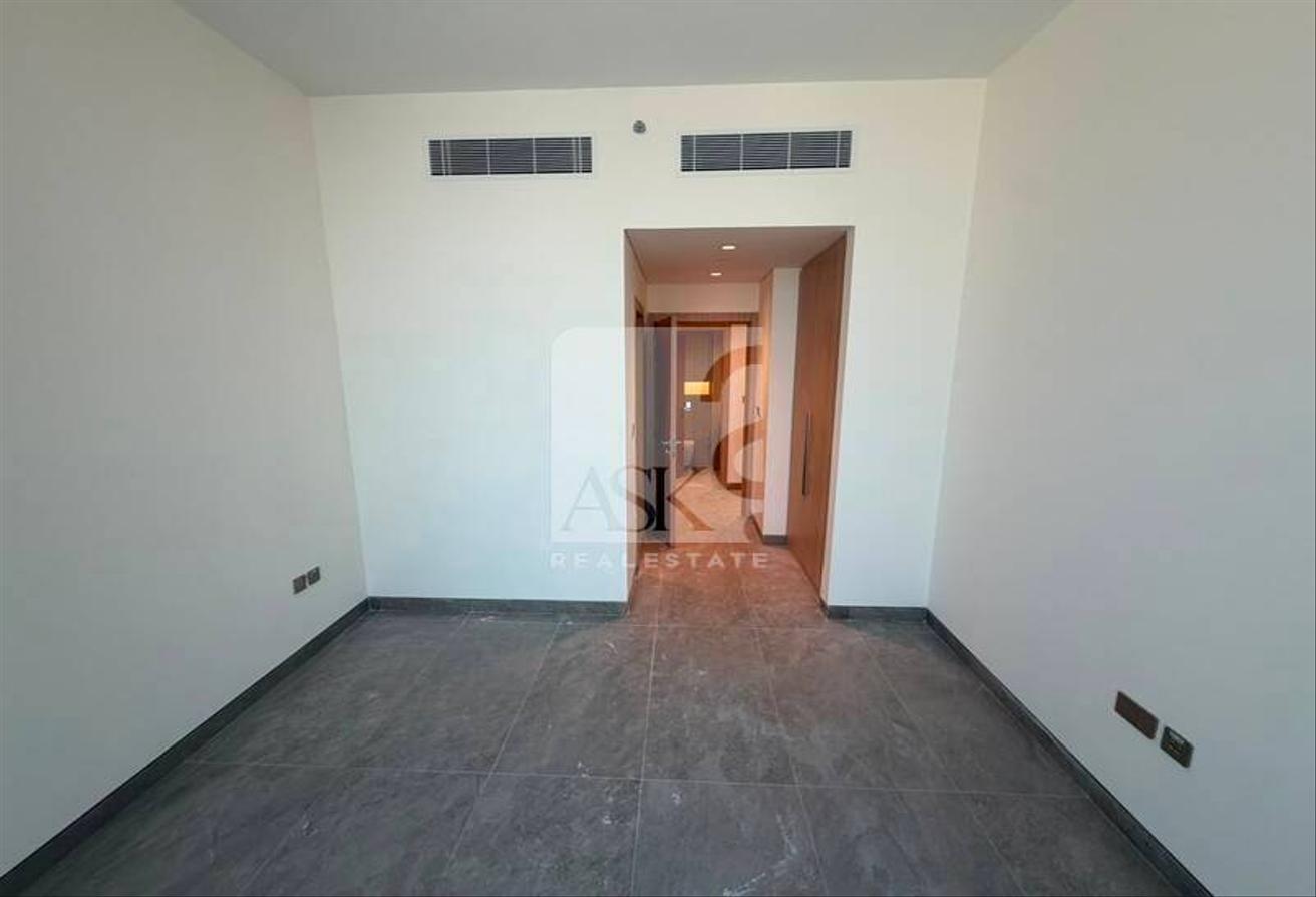 Brand New | Spacious + MAIDS | Best Deal photo 10