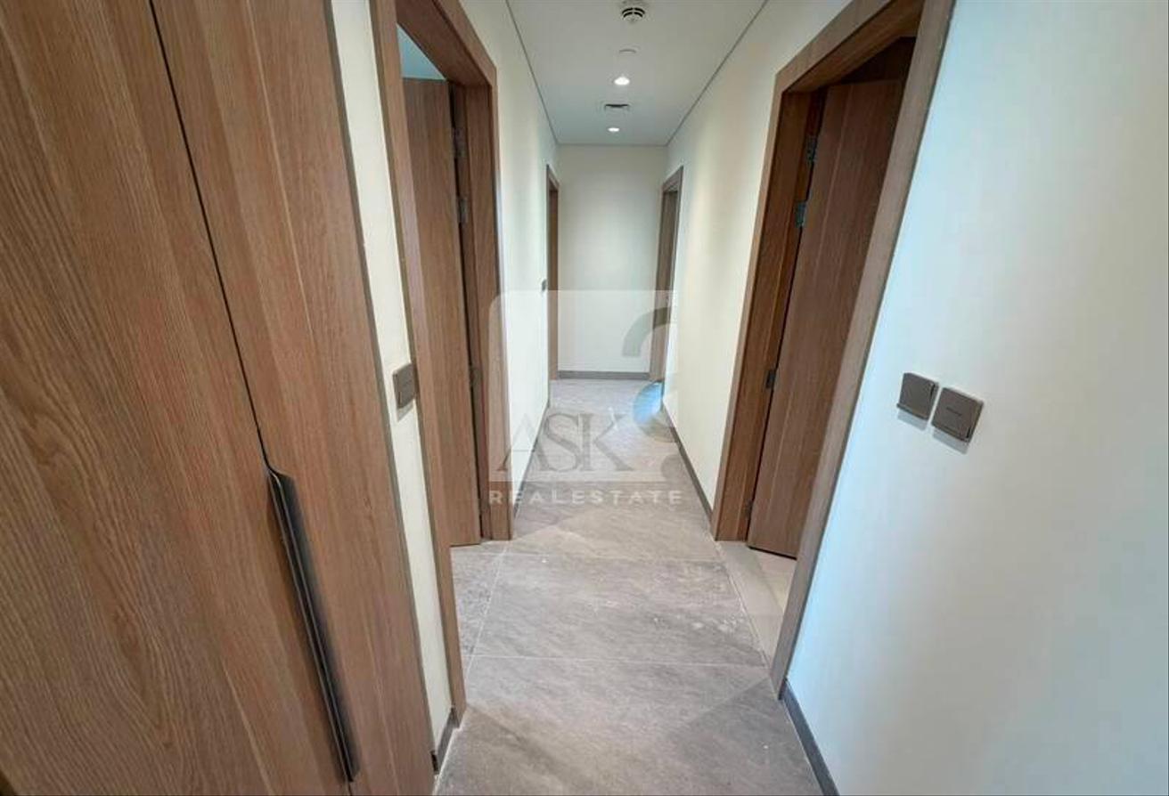Brand New | Spacious + MAIDS | Best Deal photo 17
