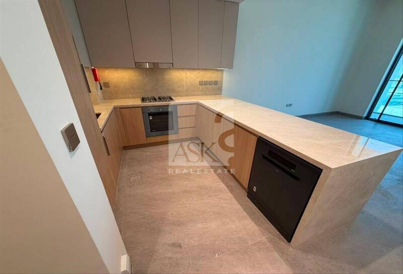 Brand New | Spacious + MAIDS | Best Deal photo 4