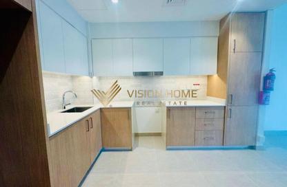Apartment - 1 Bedroom - 1 Bathroom for rent in Seagate Building 2 - Seagate - Mina Rashid - Dubai