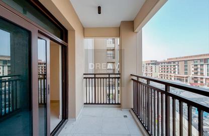 Apartment - 1 - 1 for sale in Lamaa Building 4 - Lamaa - Madinat Jumeirah Living - Umm Suqeim 3 - Umm Suqeim - Dubai