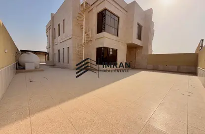 فيلا - 5 غرف نوم - 7 حمامات للايجار في السيوح 1 - السيوح - الشارقة