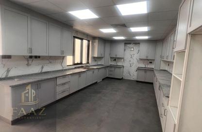 Villa - 5 - 7 for rent in Al Tarfa - Mughaidir - Sharjah Villa - 5 - 7 for rent in Al Tarfa - Mughaidir - Sharjah