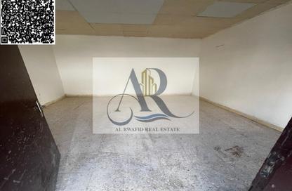 Labor Camp - Studio - 7+ Bathrooms for rent in SG 10 Building - Industrial Area 10 - Sharjah Industrial Area - Sharjah