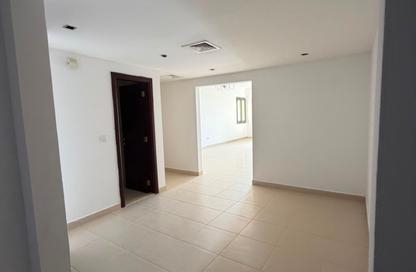 Apartment - 2 - 3 for rent in Al Mamzar - Al Mamzar - Sharjah - Sharjah