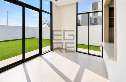 Townhouse - 4 - 5 for rent in Al Furjan West - Al Furjan - Dubai Townhouse - 4 - 5 for rent in Al Furjan West - Al Furjan - Dubai