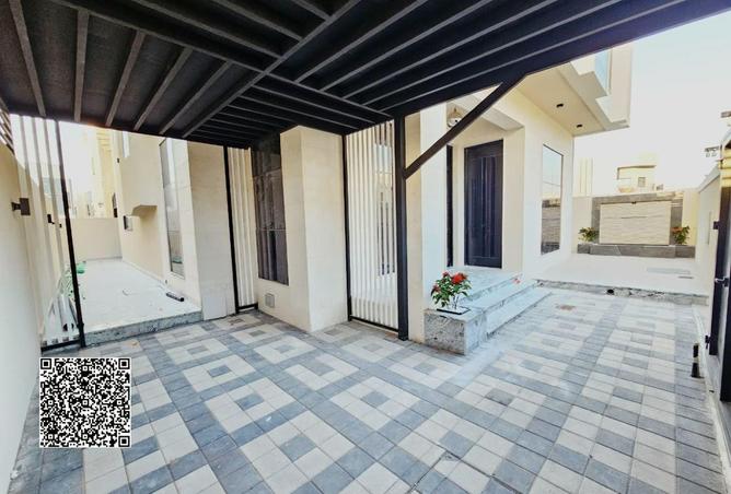 102221493 - Property Image 3