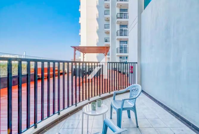 2OmbNcqHYsi - Property Main Image