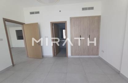 Apartment - 1 - 2 for rent in Al Nasr Central Building - Oud Metha - Bur Dubai - Dubai Apartment - 1 - 2 for rent in Al Nasr Central Building - Oud Metha - Bur Dubai - Dubai