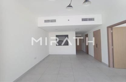 Apartment - 1 - 2 for rent in Al Nasr Central Building - Oud Metha - Bur Dubai - Dubai Apartment - 1 - 2 for rent in Al Nasr Central Building - Oud Metha - Bur Dubai - Dubai
