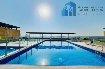 Apartment - 1 Bedroom - 2 Bathrooms for rent in Airport View Building - Al Garhoud - Dubai