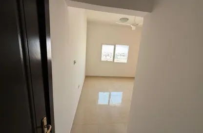 Apartment - 1 Bedroom - 2 Bathrooms for rent in Al Mowaihat 2 - Al Mowaihat - Ajman Apartment - 1 Bedroom - 2 Bathrooms for rent in Al Mowaihat 2 - Al Mowaihat - Ajman