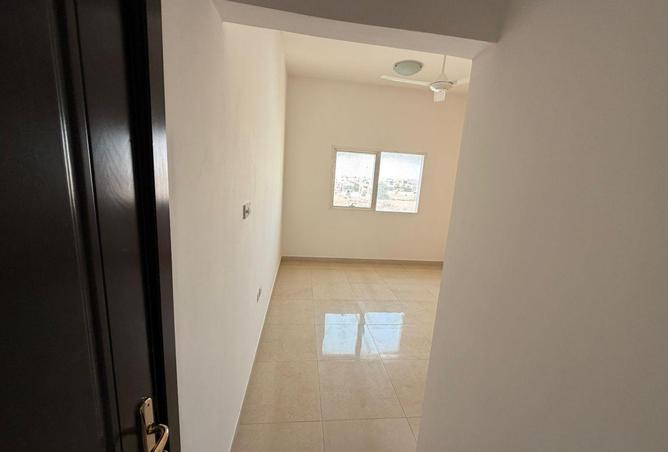 56954350 - Property Main Image