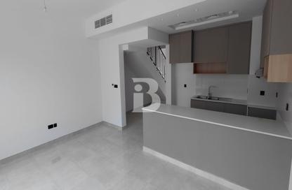 Townhouse - 2 - 4 for sale in Falcon Island - Al Hamra Village - Ras Al Khaimah