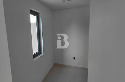 Townhouse - 2 - 4 for sale in Falcon Island - Al Hamra Village - Ras Al Khaimah