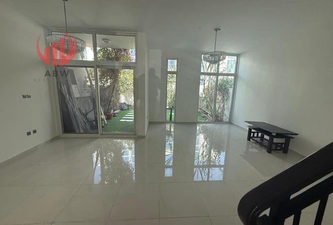 62074915 - صورة العقار 2