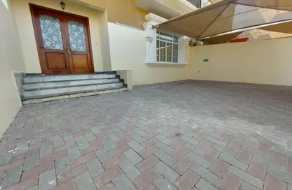 فيلا - 4 غرف نوم - 6 حمامات للايجار في مركز محمد بن زايد - مدينة محمد بن زايد - أبوظبي