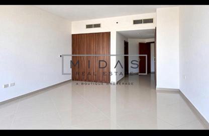 Apartment - 2 - 3 for rent in Reef Residence - District 13 - Jumeirah Village Circle - Dubai