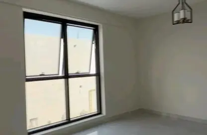 عمارة بالكامل - استوديو - 8 حمامات للايجار في مجمع مويلح - تجارية مويلح - الشارقة