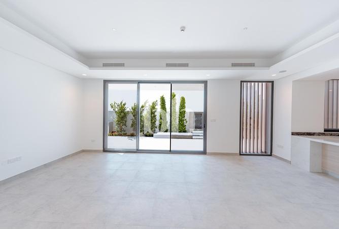 68674690 - Property Image 2