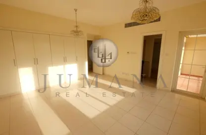 فيلا - 3 غرف نوم - 3 حمامات للايجار في الينابيع 8 - الينابيع - دبي