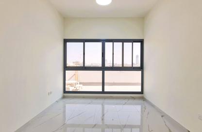Apartment - Studio - 1 for rent in Al Karama - Bur Dubai - Dubai