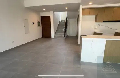 تاون هاوس - 3 غرف نوم - 4 حمامات للبيع في لا فايوليتا 2 - لا فيوليتا - فيلا نوفا - دبي لاند - دبي