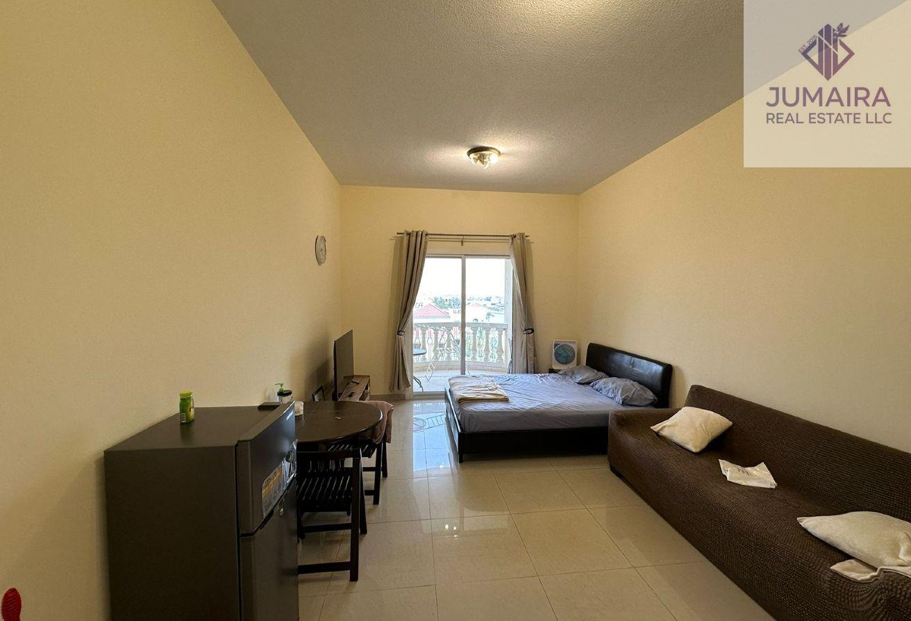 Fully Furnished Studio with Golf Views