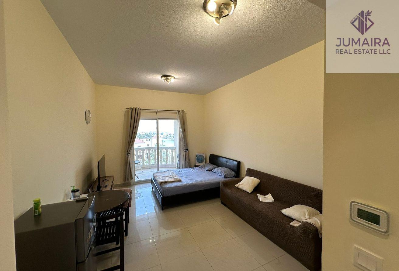 Fully Furnished Studio with Golf Views