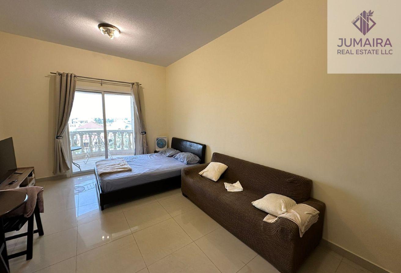 Fully Furnished Studio with Golf Views
