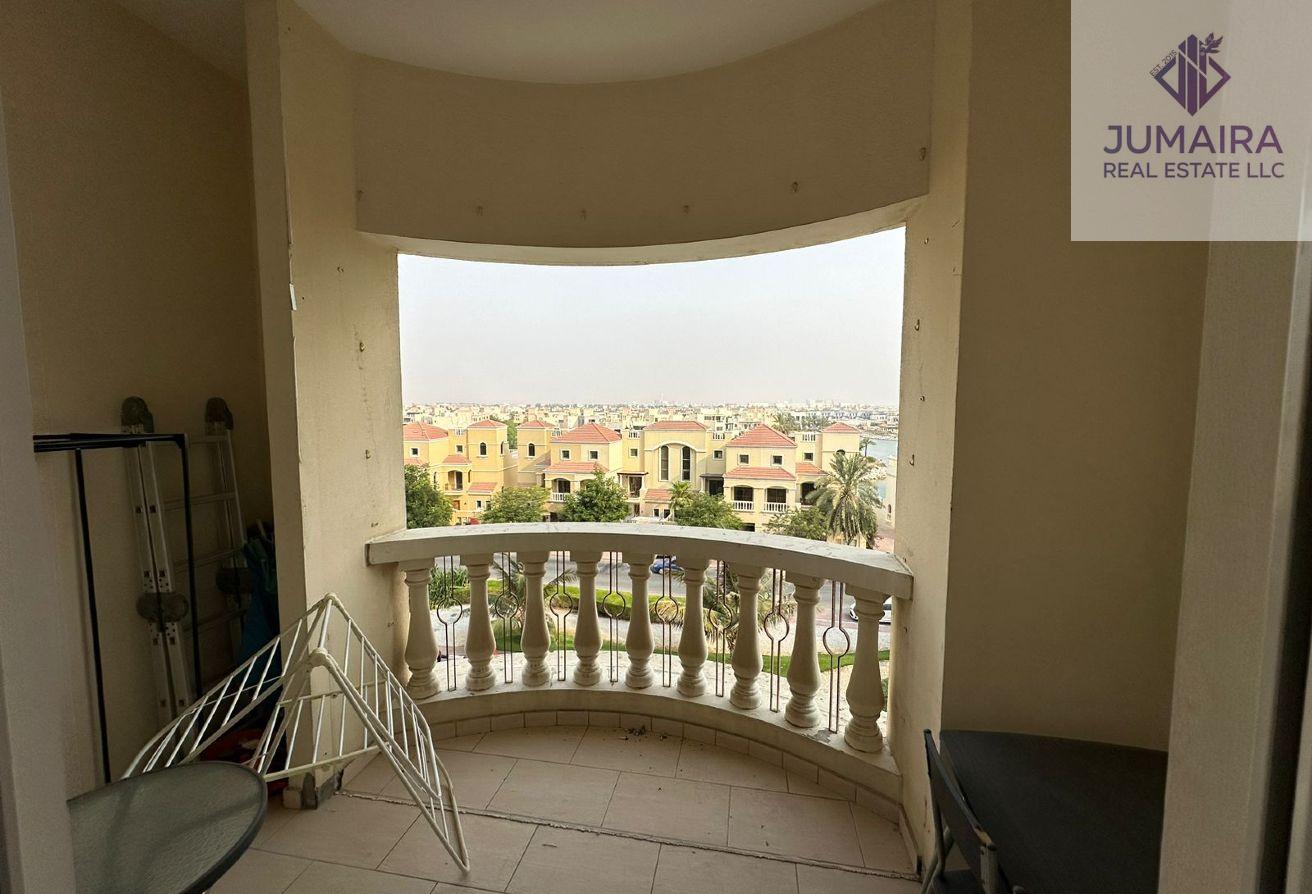 Fully Furnished Studio with Golf Views