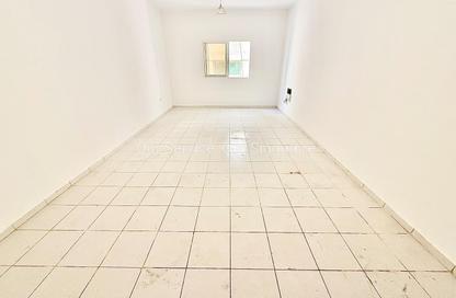 Apartment - Studio - 1 Bathroom for rent in New Al Taawun Road - Al Taawun - Sharjah