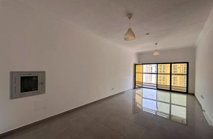Apartment - 1 Bedroom - 1 Bathroom for rent in Gulfa Towers - Al Rashidiya 1 - Al Rashidiya - Ajman