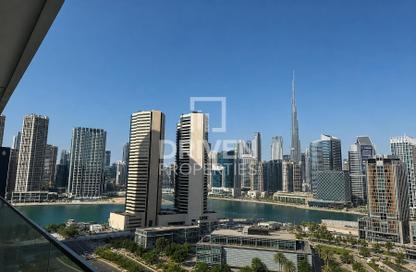 Apartment - 1 Bedroom - 2 Bathrooms for sale in SOL Bay - Business Bay - Dubai
