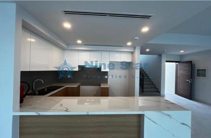 Townhouse - 3 - 4 for rent in La Rosa 1 - La Rosa - Villanova - Dubai Townhouse - 3 - 4 for rent in La Rosa 1 - La Rosa - Villanova - Dubai