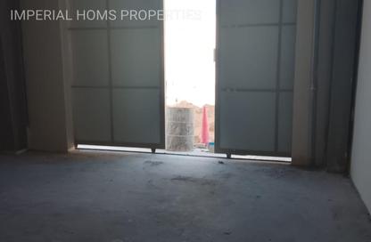 Warehouse - Studio - 1 Bathroom for rent in Umm Al Thuoob - Umm Al Quwain