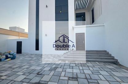 Apartment - 3 - 5 for rent in Madinat Al Riyad - Abu Dhabi