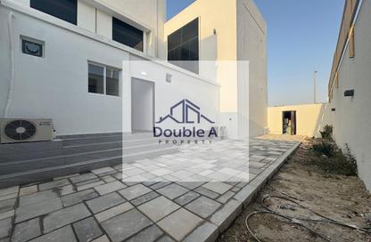 Apartment - 3 - 5 for rent in Madinat Al Riyad - Abu Dhabi