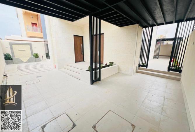 56127068 - Property Image 3