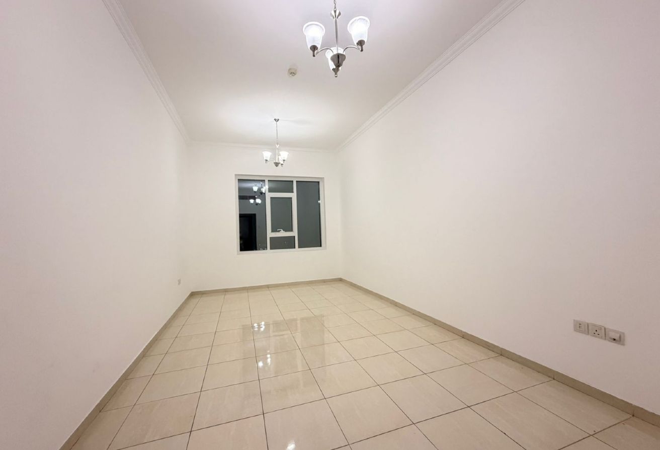 2 bedroom apartment in Al Rabia Tower, Majan: 8