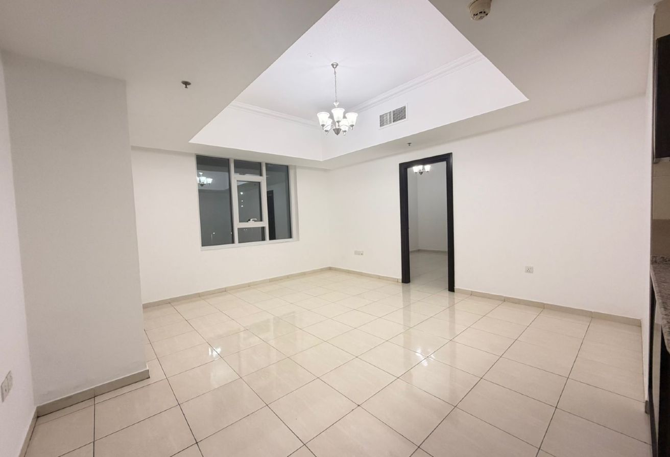 2 bedroom apartment in Al Rabia Tower, Majan: 5