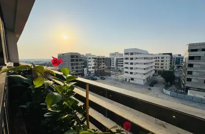 شقة - 2 غرف نوم - 2 حمامات للايجار في سراب 2 - الجادة - الشارقة